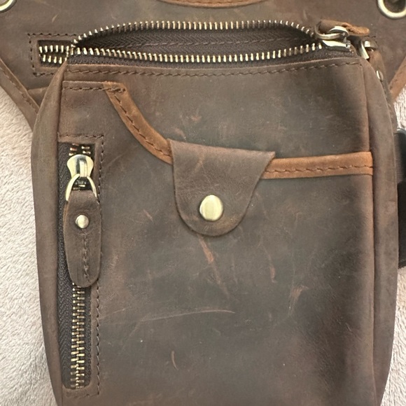 Mens Genuine Leather Waist Pack Messenger Motorcycle Waist Pack Shoulder Drop - Picture 2 of 4